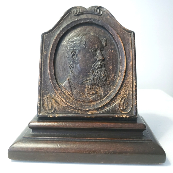 English Wood Bookend - Picture 3 of 8